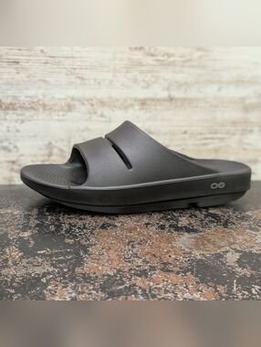 OOFOS OOriginal Sandals Shoes Mens Sz 8 Womens Sz 10 Used Black
